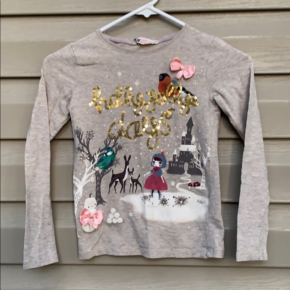 H&M girls long sleeve Christmas shirt  $5/25